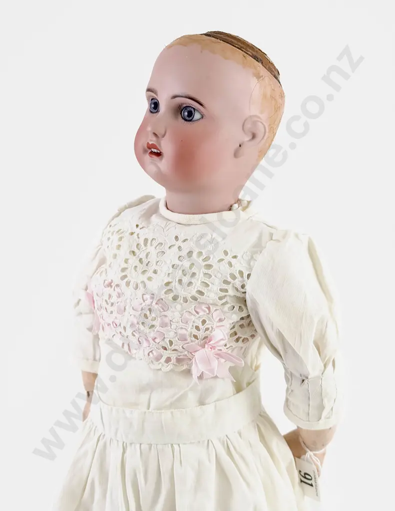 SFBJ Paris 9 Jumeau Bébé Mould Bisque Doll Image 1++