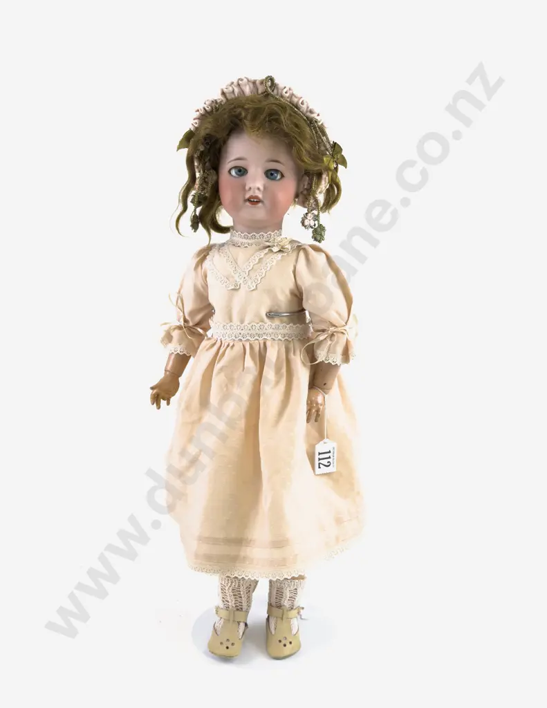 SFBJ 22 D 60 Paris 3 Bisque Doll Image 1++