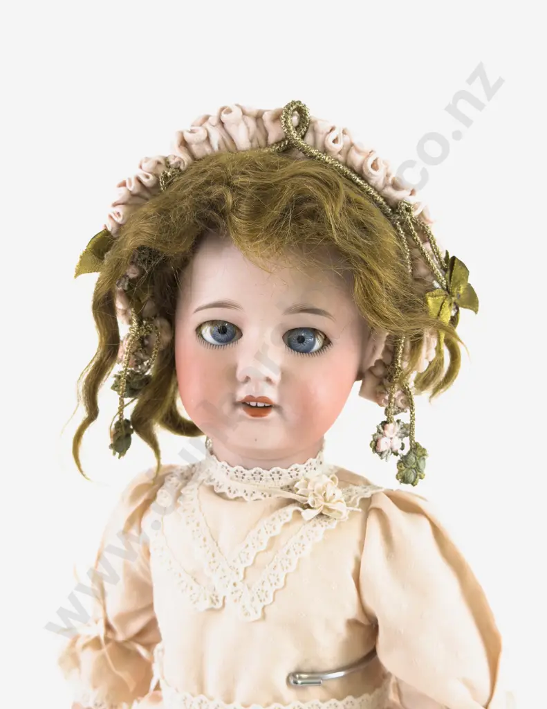 SFBJ 22 D 60 Paris 3 Bisque Doll Image 1++