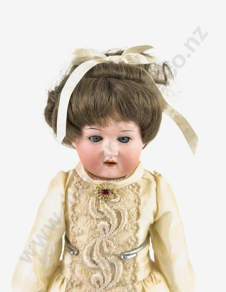 Ernst Heubach Germany 275.11/0 Bisque Shoulder Plate Doll Image 1++