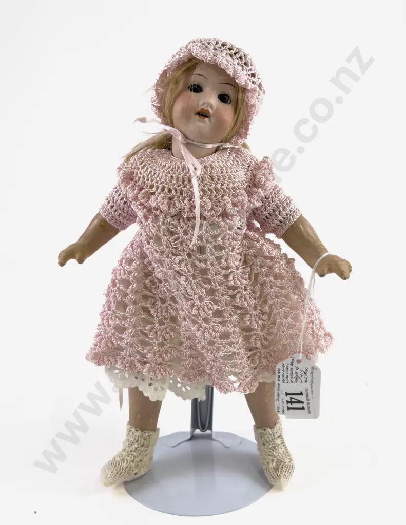 Small Made in Germany Herm Steiner 6/0 Germany Bisque Doll Image 1++