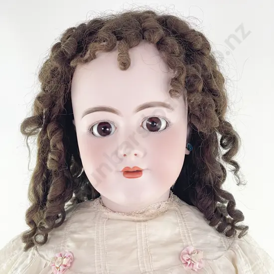 Heinrich Handwerck H.H.8. Germany 109-17 1/2 Bisque Doll