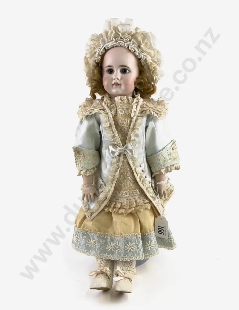 Gebrüder Kühnlenz G K 32 - 23 Bisque Doll Image 1++