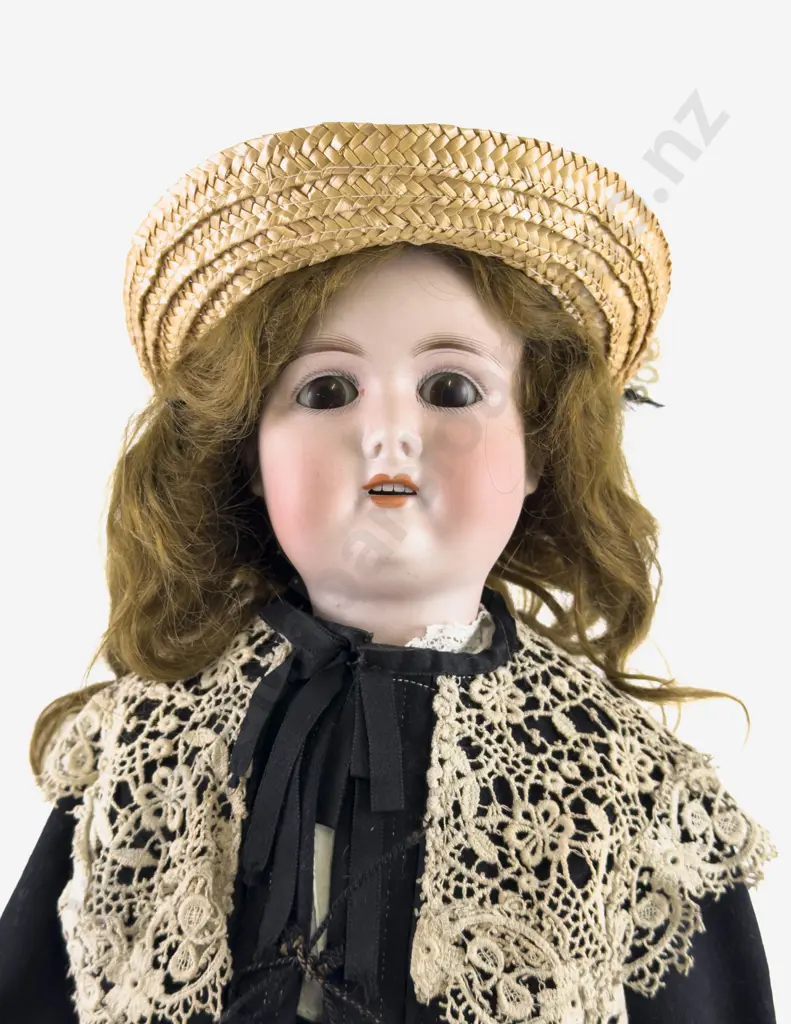 Gebrüder Kühnlenz G 165 / 5 K Germany Bisque Doll Image 1++