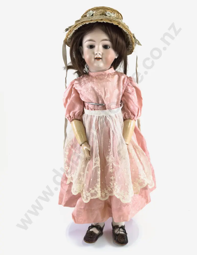 283/28 5 Max Handwerck Germany 2 1/4 Bisque Doll Image 1++