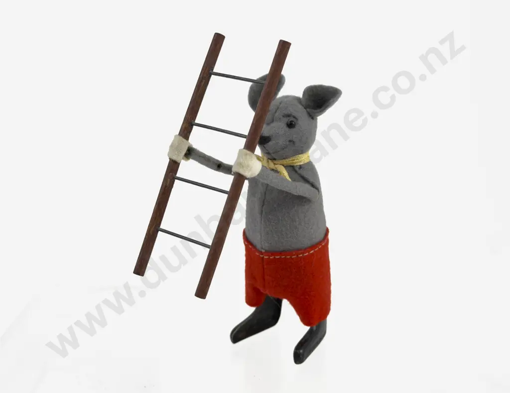 Schuco Mouse with Ladder Image 1++