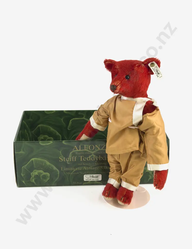 C1990/91 Boxed Steiff Alfonzo Replica of the Rare Red Steiff Teddy Bear 1908 Image 1++
