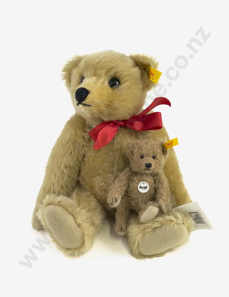 Steiff 1909 Replica Teddy Bear and Classic Little Teddy Bear Image 1++