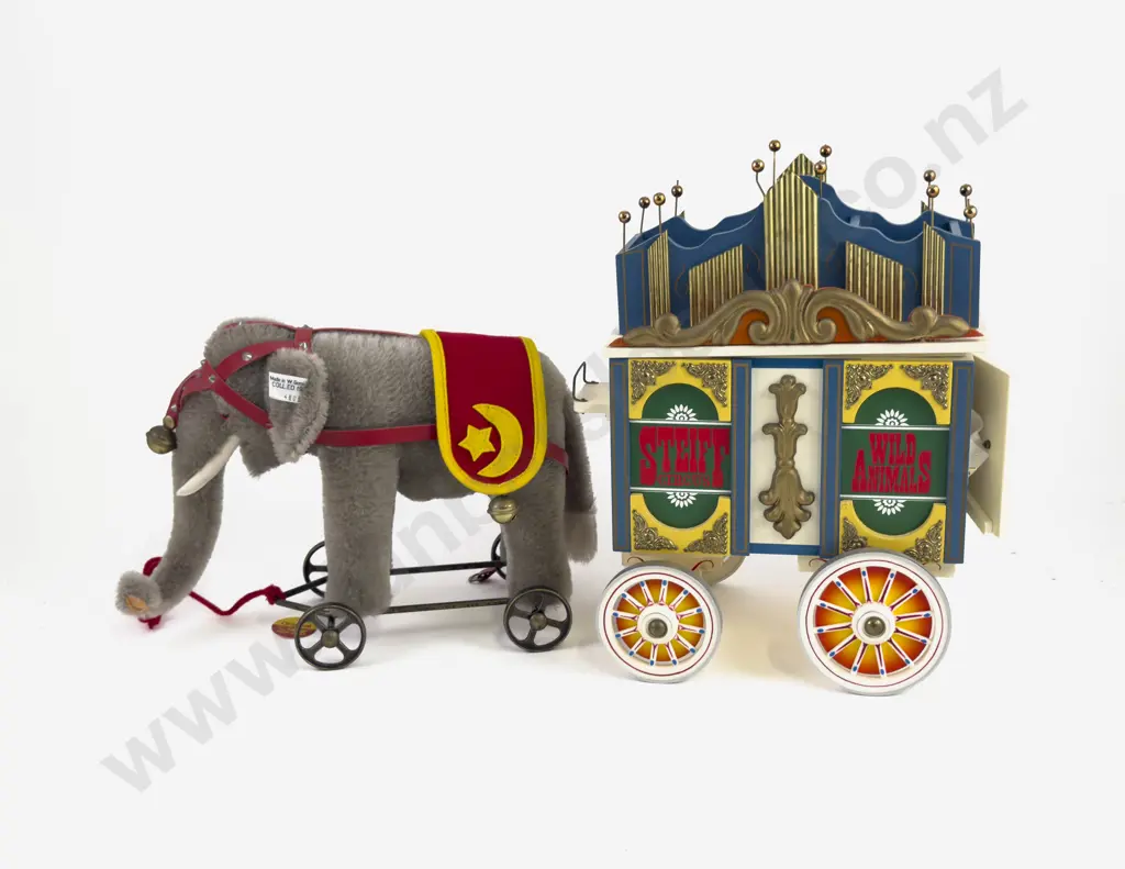 Boxed Steiff - Golden Age of the Circus Elephant on Wheels with Cart Image 1++