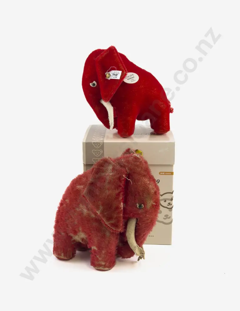 Original Steiff C1920 Elephant and Boxed Steiff Replica 1909 Elephant Image 1++