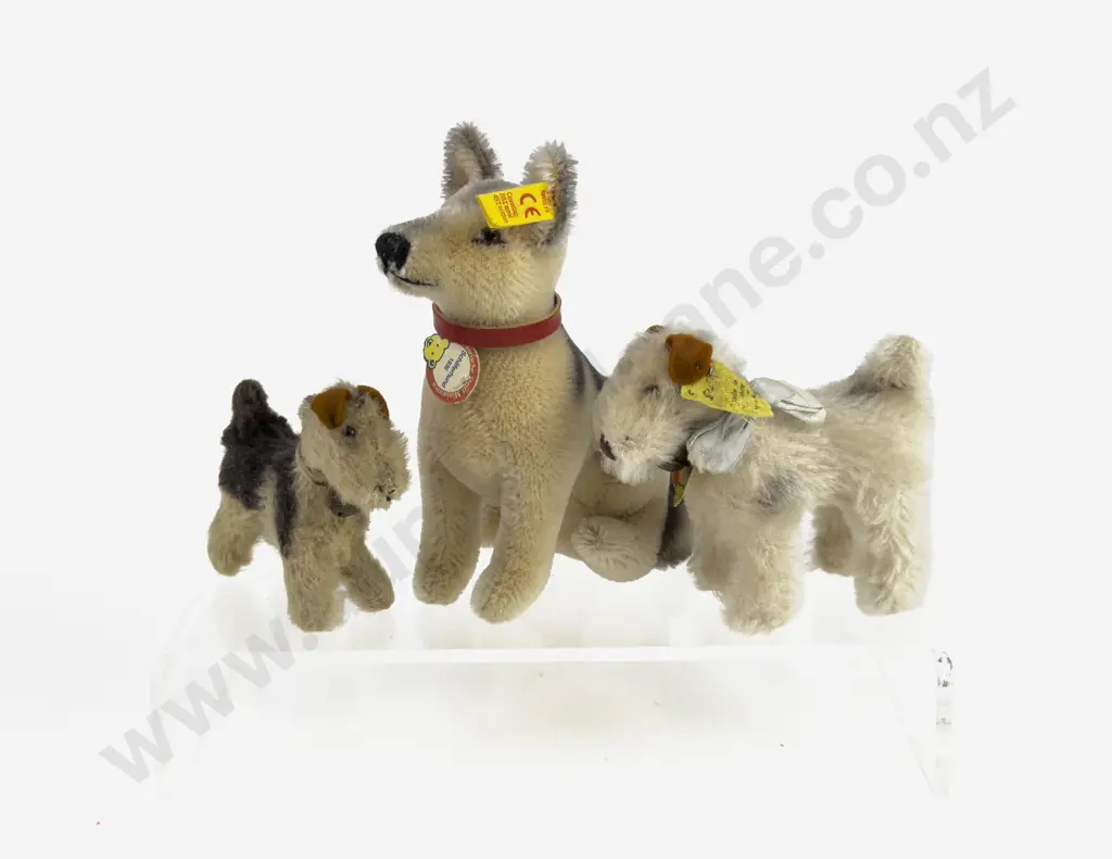 Three Vintage Steiff Animals - Schäferhund1936 with Foxy and another Terrier Image 1++