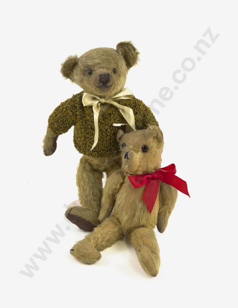 Two Vintage Chad Valley Teddy Bears Image 1++