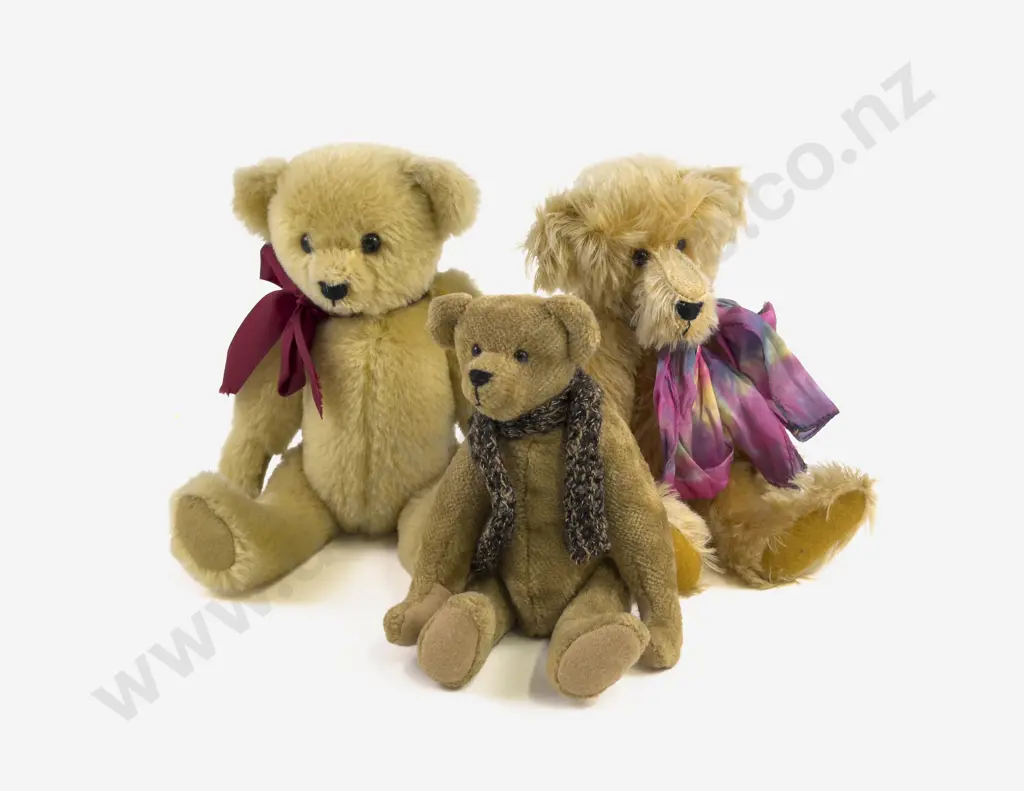 Three C1991/1992 Edwardian Limited Edition Collector Teddy Bears Image 1++