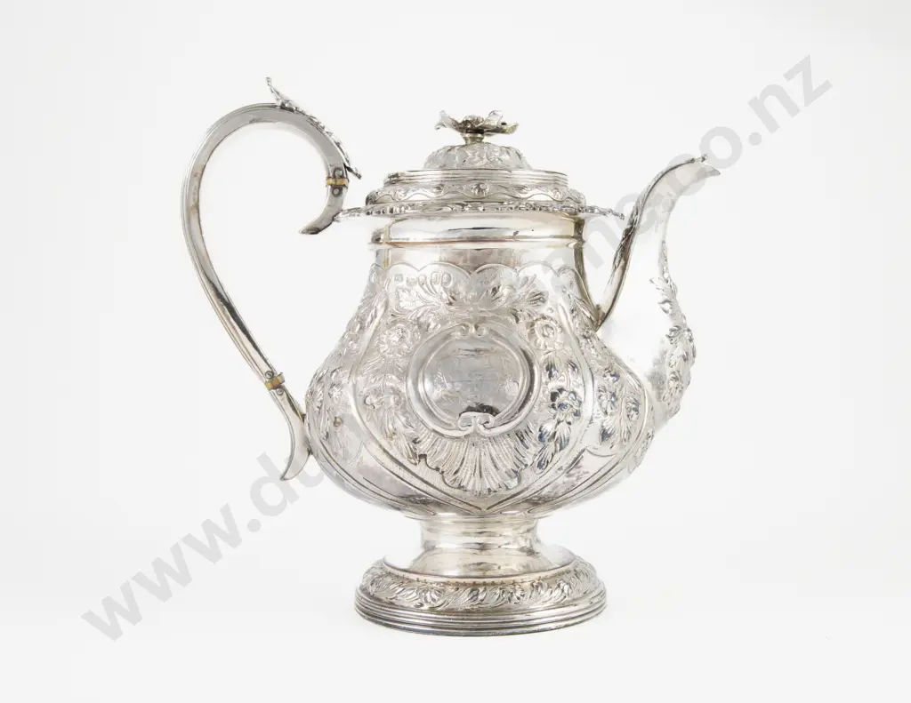 Fine Quality Geo IV S/S Coffee Pot by Thomas Wilkes Barker Image 1++
