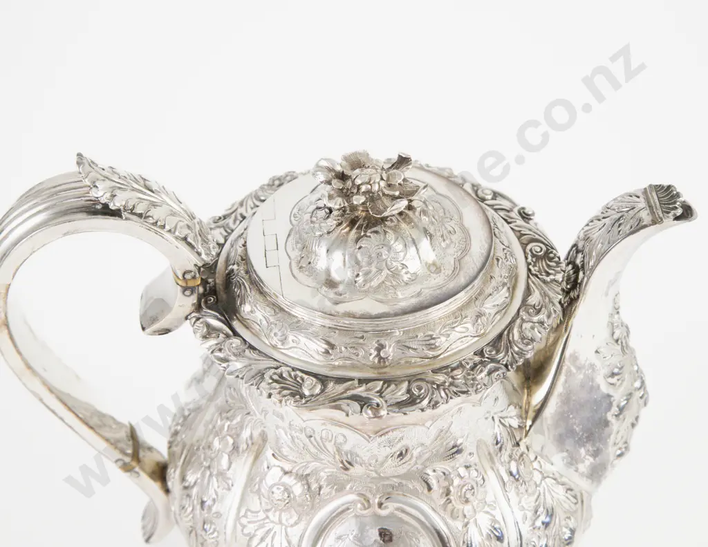 Fine Quality Geo IV S/S Coffee Pot by Thomas Wilkes Barker Image 1++