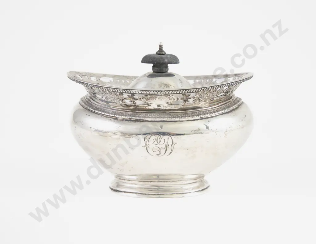 An Attractive Geo V S/S 6 Piece Teaset by Elkington & Co Image 1++
