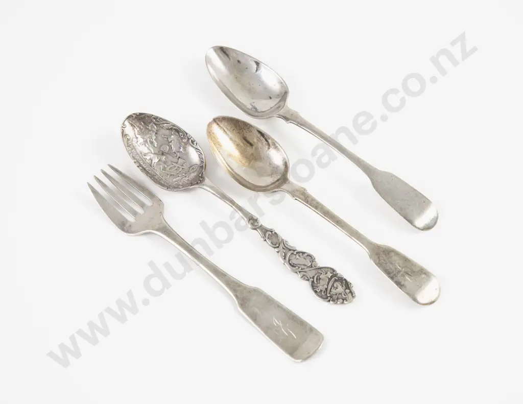 3 S/S Teaspoons & A Cake Fork Image 1++