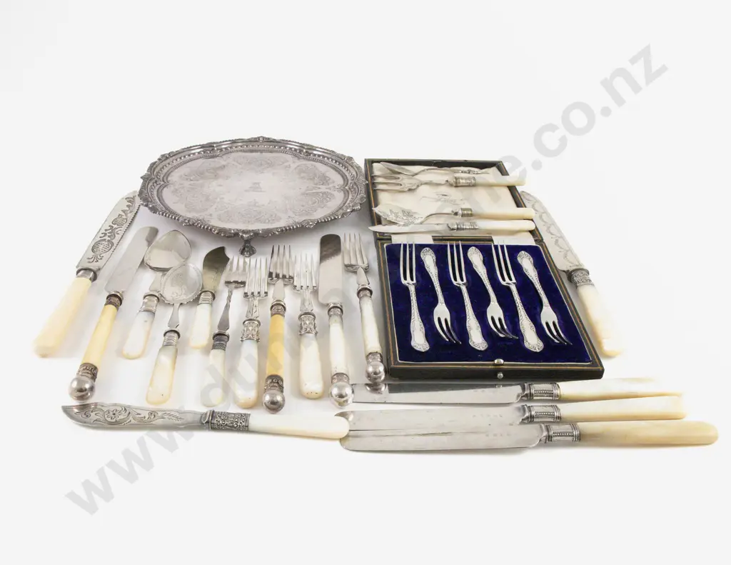 S/P Card Tray, Cased Set 6 S/P Cake Forks & Qty Of MOP & Bone Handled Cutlery Image 1++