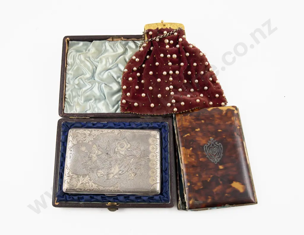 Ornately Engraved Cased Vict S/S Gilt Card Case, Tortoiseshell Card Case & Velvet & Beaded Coin Purse Image 1++