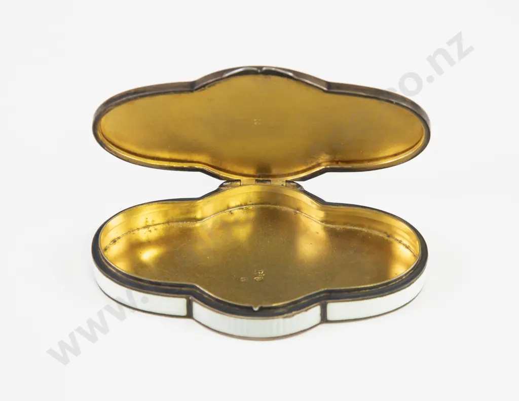 An Attractive Silver & Guilloche Enamel Dressing Table Pin Box Image 1++