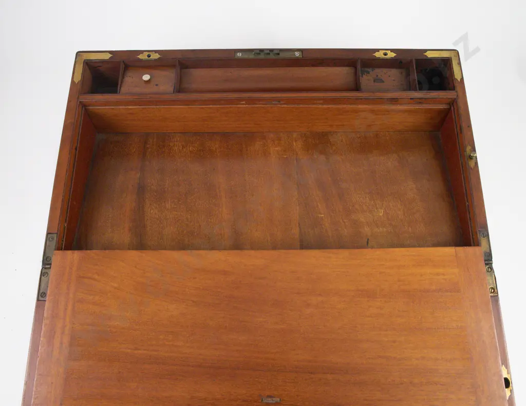 Sir Robert Stouts C19th Travelling Writing Box Presented To Him by Friedrich Reichelt Image 1++