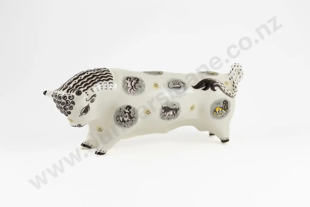 Wedgwood Zodiac Bull Designed by Arnold Machin Image 1++
