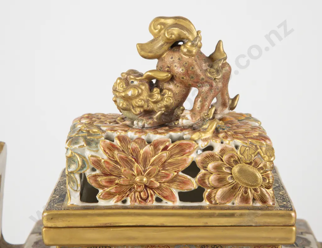A Superb Meiji Period Japanese Satsuma Koro by Okamoto Ryozan (1820-1910) (af) Image 1++