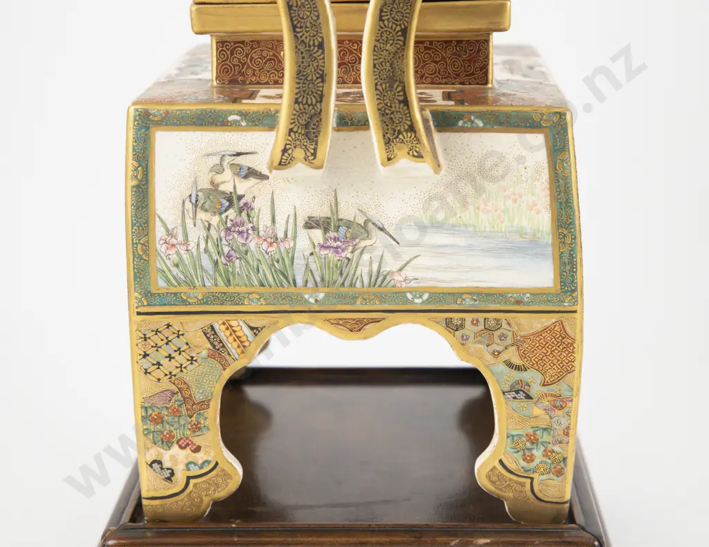 A Superb Meiji Period Japanese Satsuma Koro by Okamoto Ryozan (1820-1910) (af) Image 1++