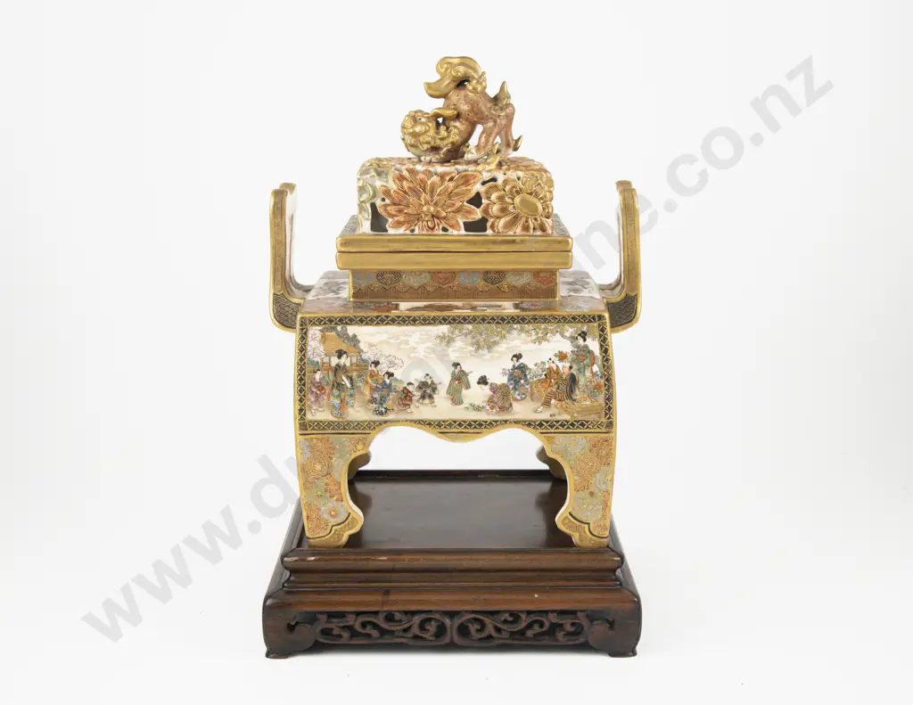 A Superb Meiji Period Japanese Satsuma Koro by Okamoto Ryozan (1820-1910) (af) Image 1++
