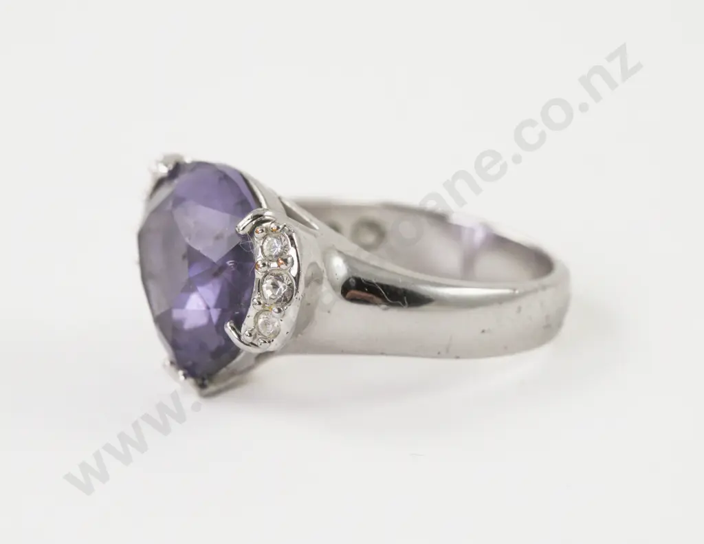 Swarovski Crystal Heart Shape Dress Ring Image 1++