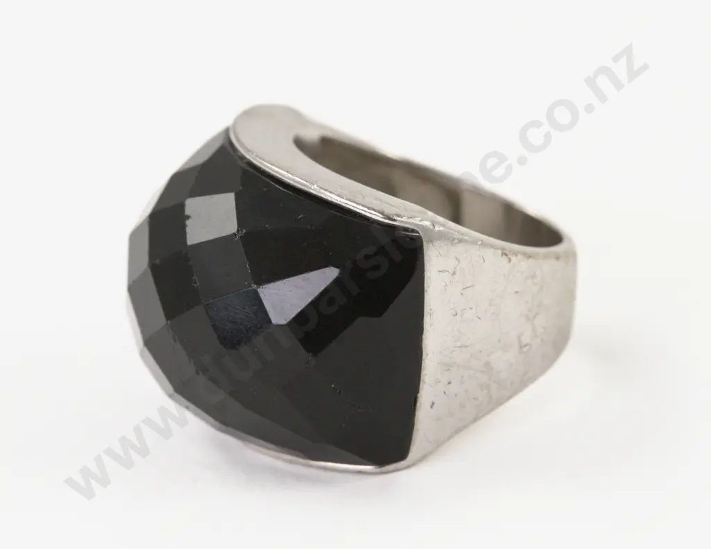 S/S Single Stone Onyx Crystal Dress Ring Image 1++