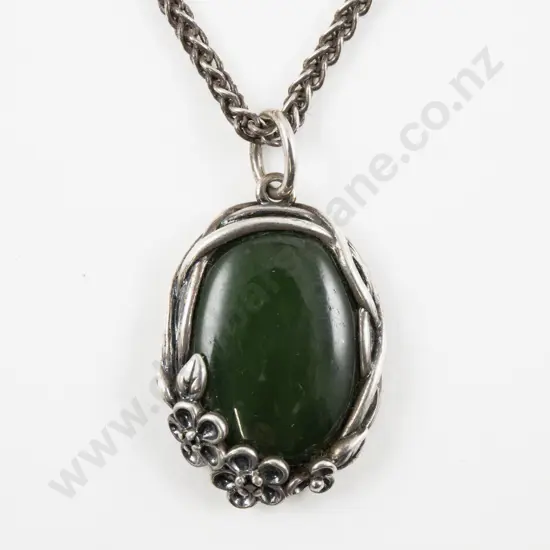 S/S Framed Greenstone Pendant on .925 Silver Neck Chain