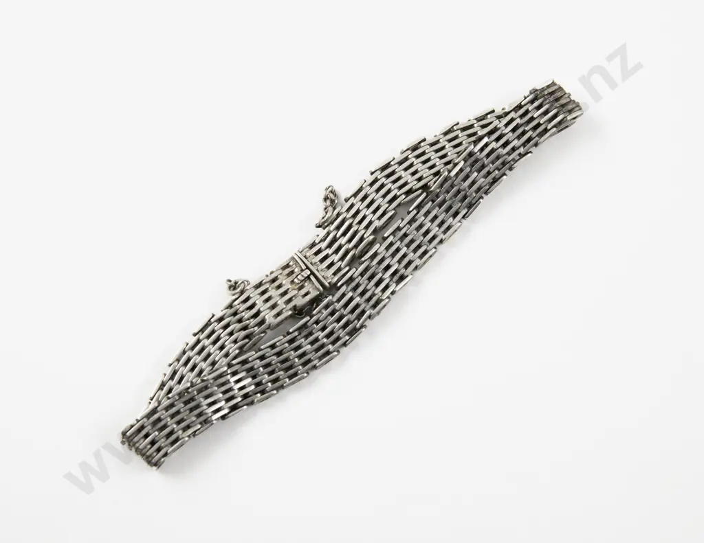 .800 Silver Fancy Gate Link Bracelet Image 1++