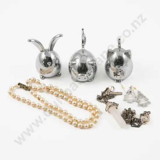 Umbra Rabbit Cat and Pig Ring Holders with Small Collection of Costume Jewellery