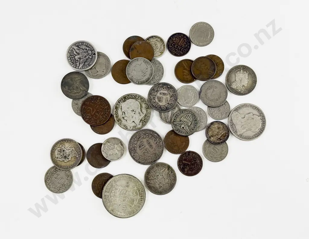 Small Qty Vintage World Pocket Change Coinage with some silver content Image 1++