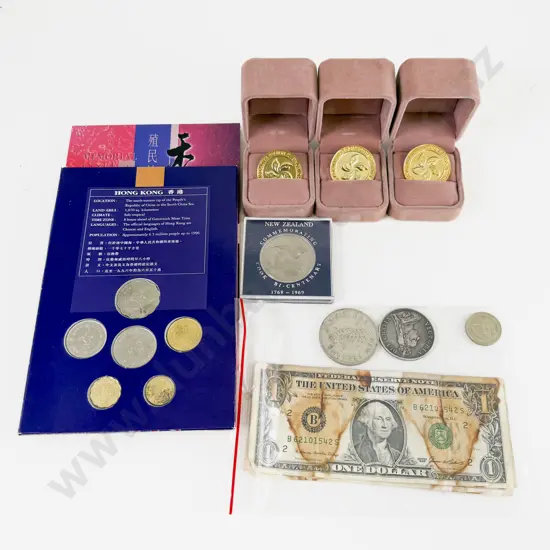 1997 Hong Kong Coin Set with American Club Medals x3 Four Coins and US Notes (stained)
