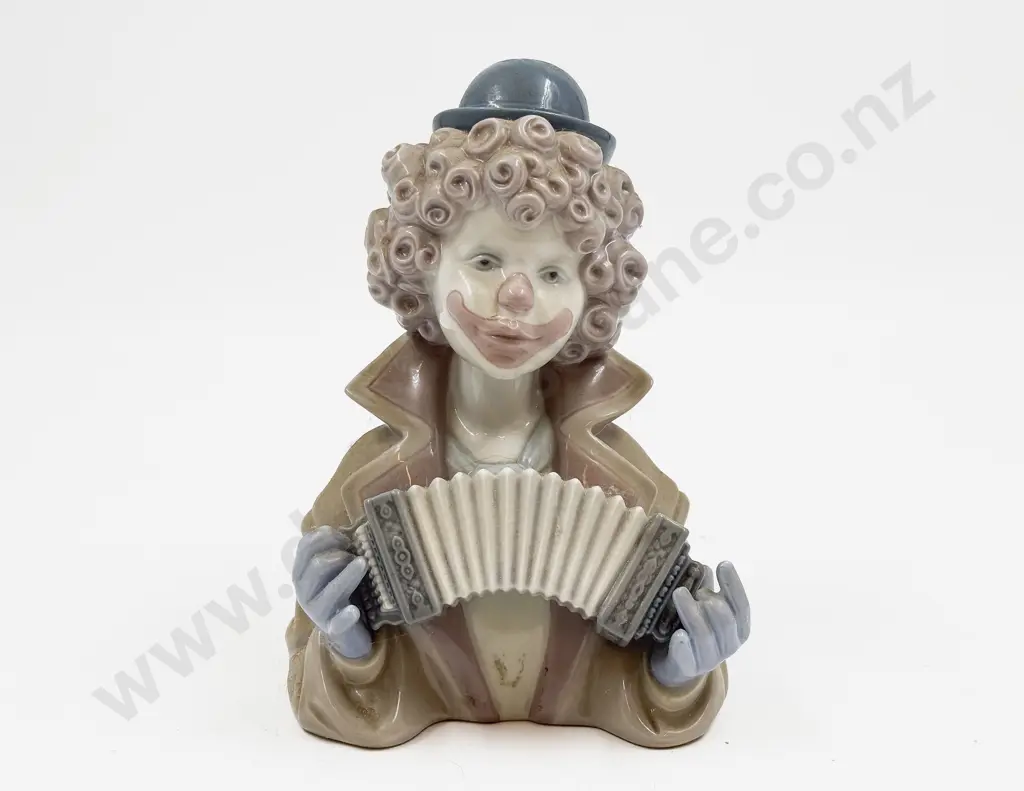 Lladro Clown Image 1++