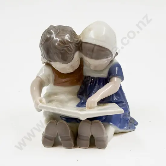 B & G Seated Group Figure