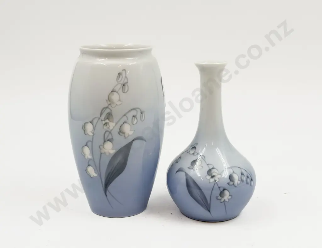 Two B & G Vases Image 1++