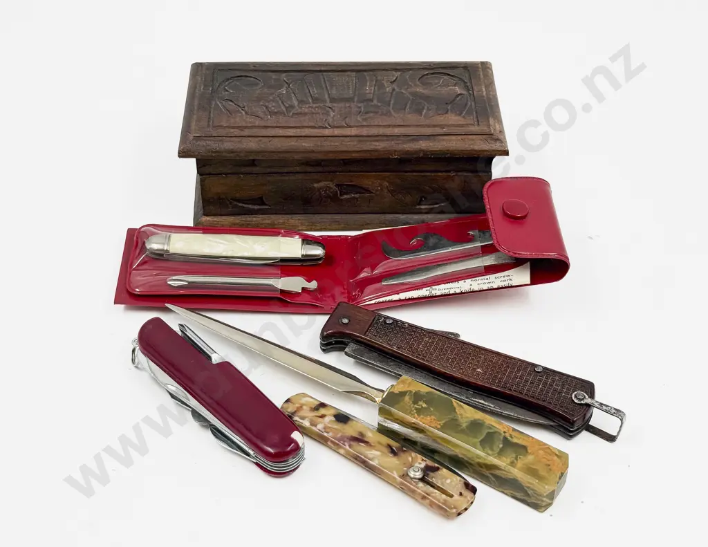 Small Qty of Assorted incl Pocket Knives Letter Opener etc Image 1++