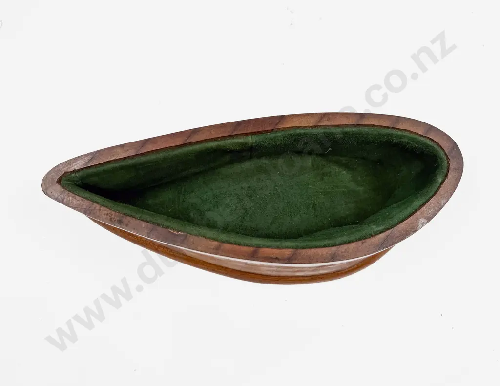 Vintage Fine Quality Wooden Storage Box Image 1++