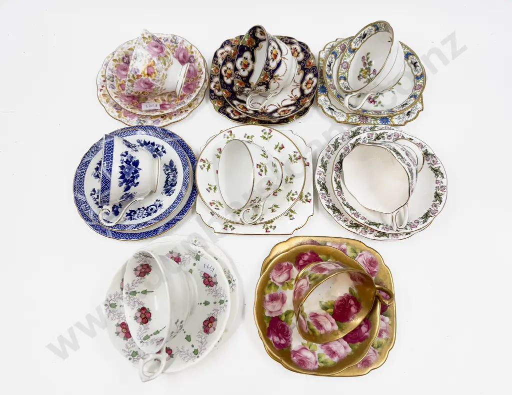 Qty of Assorted Fancy Tea China Image 1++