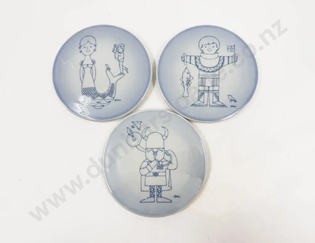 Three B & G Antoni Designed Wall Plaques Image 1++
