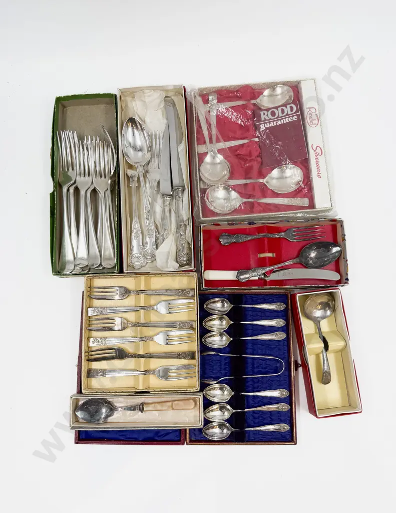 Qty of Assorted Boxed Cutlery Image 1++