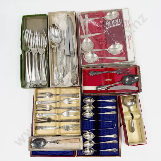 Qty of Assorted Boxed Cutlery