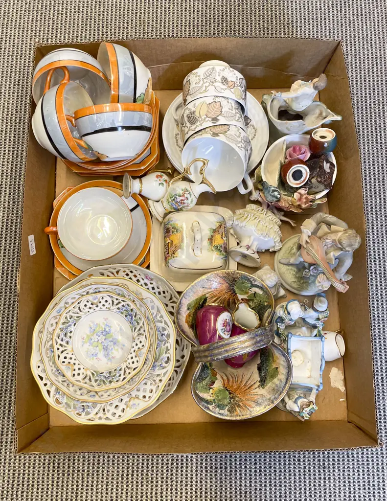 Box of Assorted Fancy China Image 1++