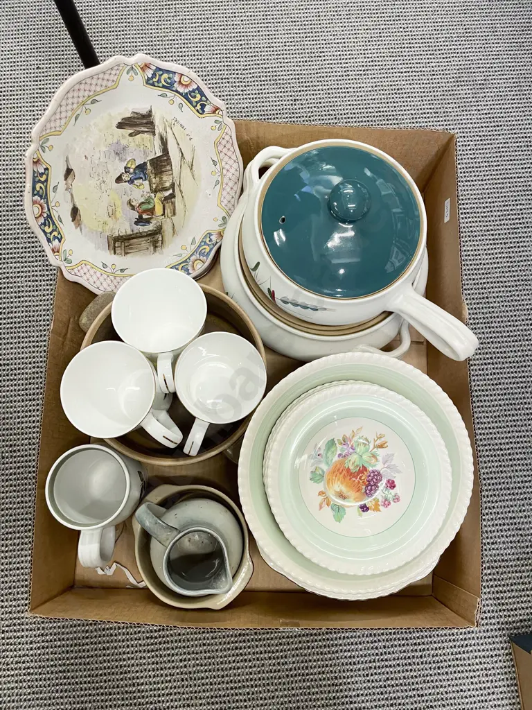 Qty of Assorted Stoneware & Fancy China Image 1++
