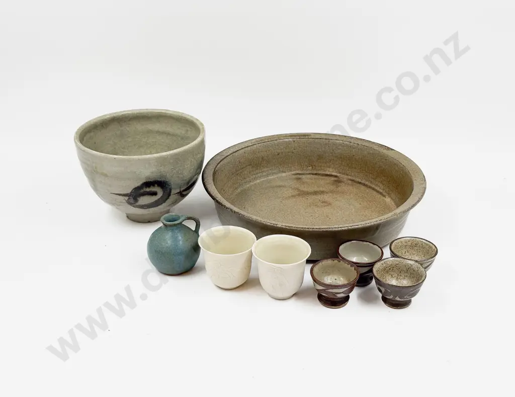 Qty of Assorted Pottery Image 1++