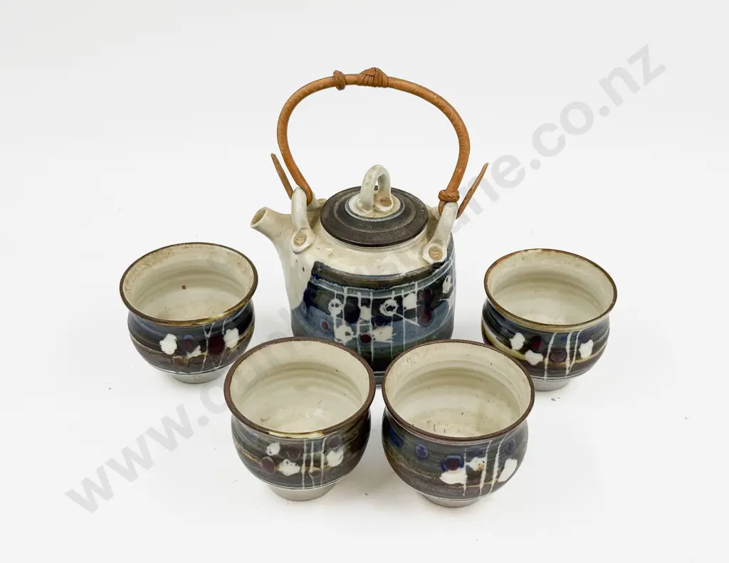 Pottery Teapot & Four Yuomi Image 1++