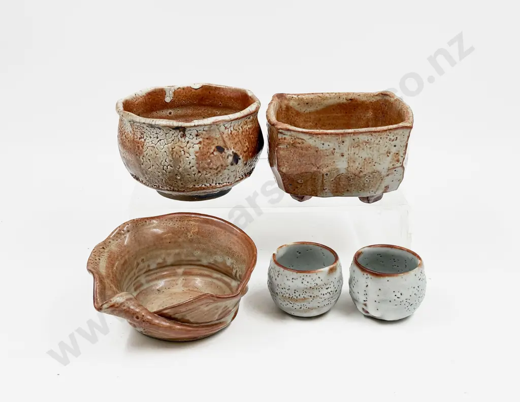 Five Pieces of Shino Glazed Pottery Image 1++